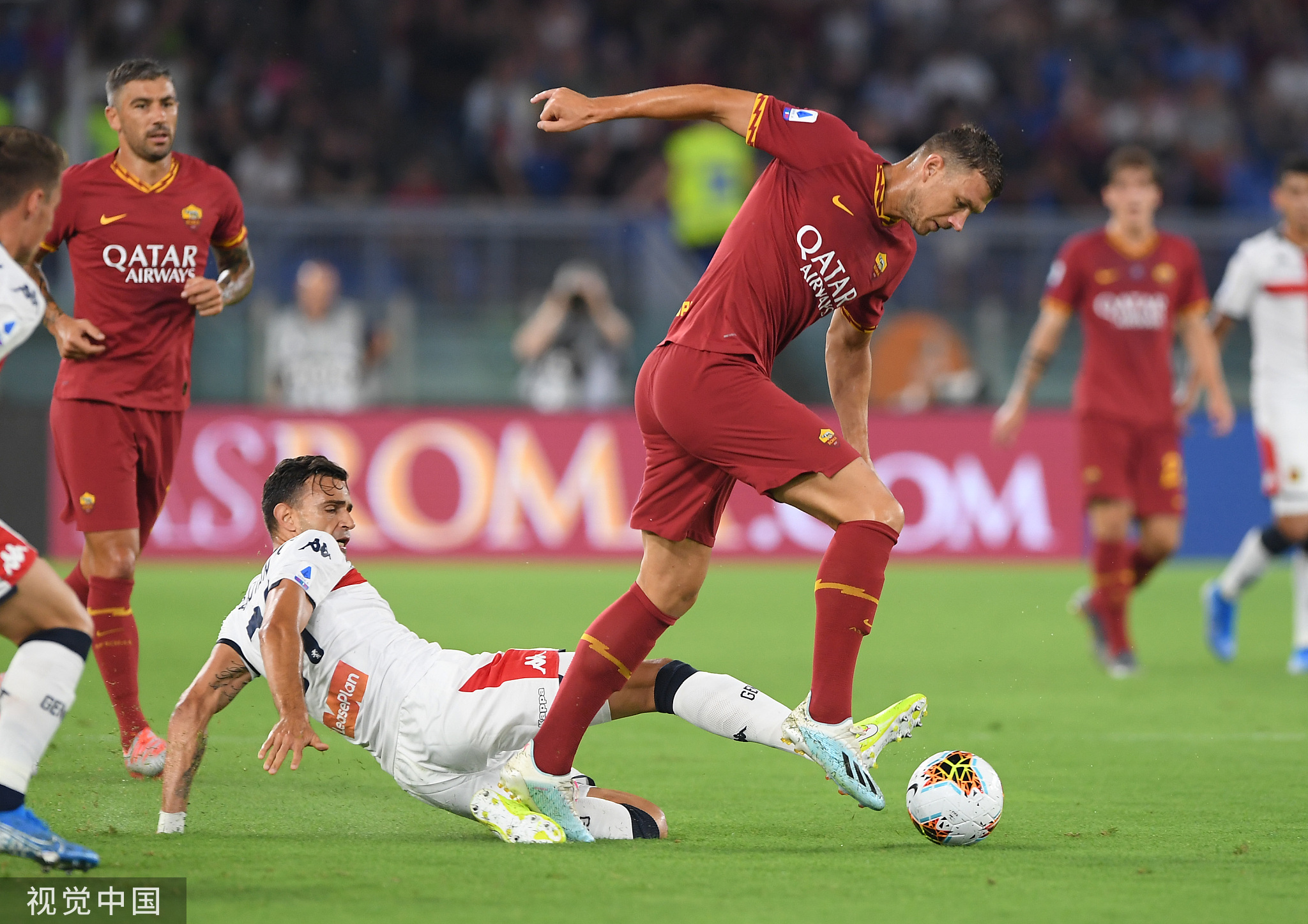 乐竞体育官网上海久事训练开放日；集结日复出首秀引欢呼；意甲在即；纪律约束更严格的简单介绍