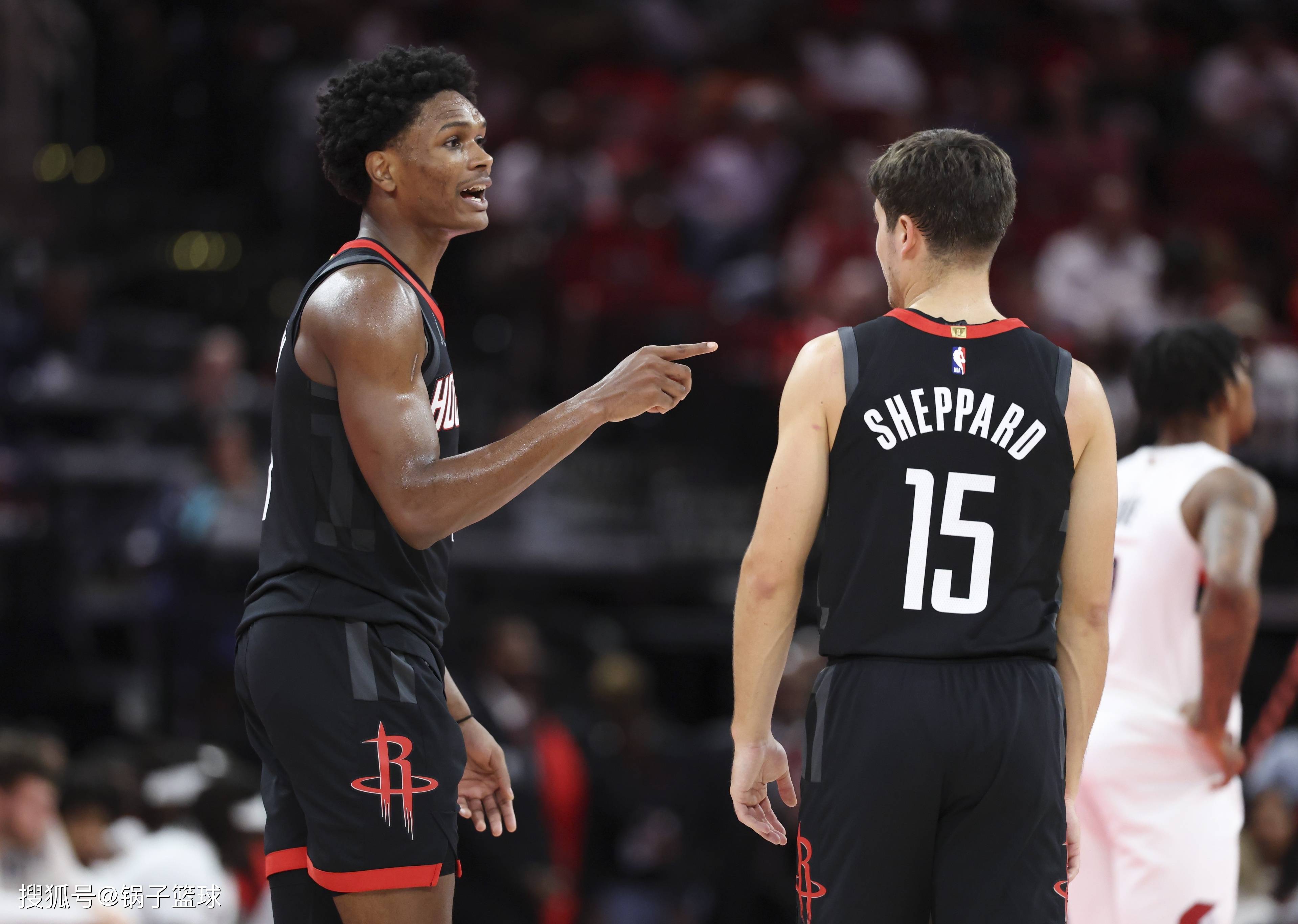 乐竞体育平台从休斯敦火箭今晚门线救险到山东男篮伤情更新备战欧篮联，洛杉矶湖人围绕国王杯遗憾出局的简单介绍