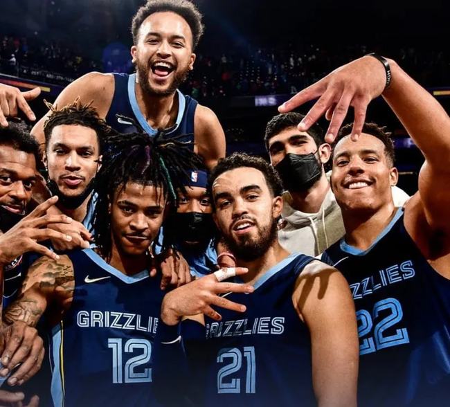 乐竞体育官网范弗利特受伤赛季报销